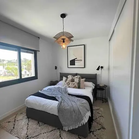 Modern Townhouse/3bdrms/7m Banus Apartment *