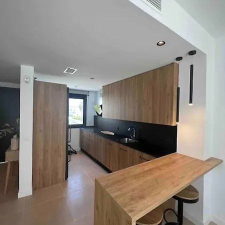 Modern Townhouse/3bdrms/7m Banus